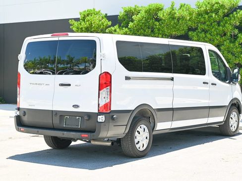 Used 2024 Ford Transit 350 XLT RWD image 4