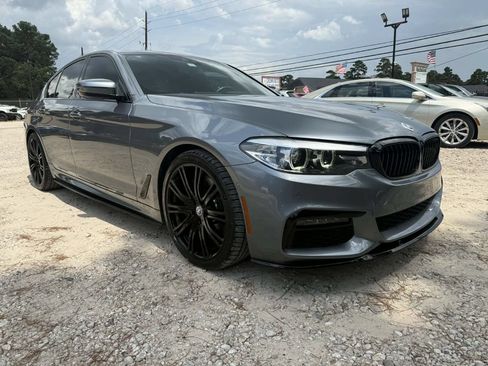 Used 2019 BMW 540i w/ M Sport Package RWD image 3