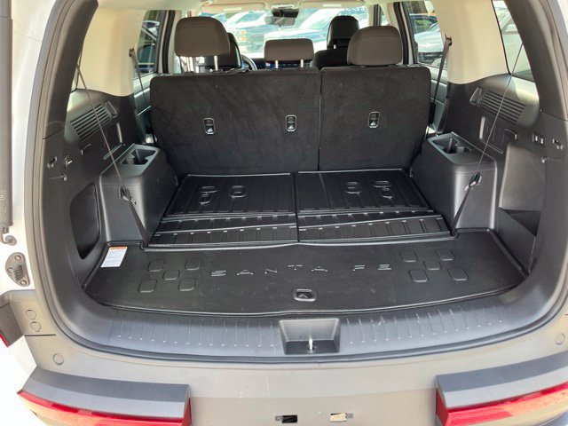Used 2026 Hyundai Santa Fe SE FWD image 14