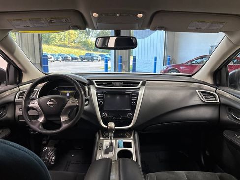 Used 2018 Nissan Murano SV w/ Cargo Package AWD/4WD image 11