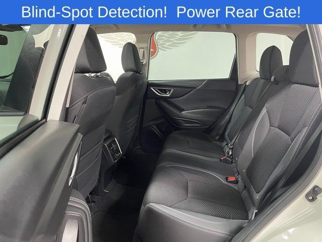 Used 2023 Subaru Forester Premium AWD/4WD image 21