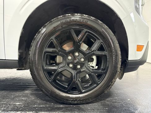 Used 2025 Ford Maverick XLT w/ XLT Luxury Package AWD/4WD image 9