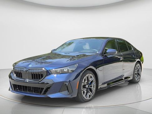 Certified 2026 BMW 550e xDrive w/ Executive Package AWD/4WD image 1
