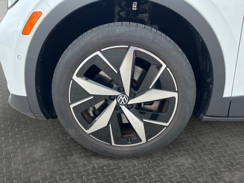 Certified 2023 Volkswagen ID.4 Pro S AWD/4WD image 17