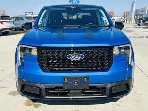 New 2026 Ford Maverick Lariat w/ Black Appearance Package image 39