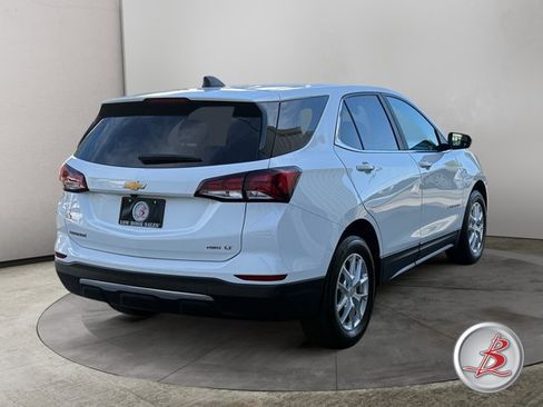 Used 2024 Chevrolet Equinox LT AWD/4WD image 7