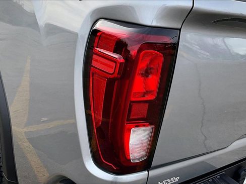 Used 2024 GMC Sierra 2500 Pro image 31