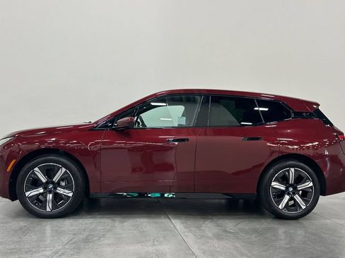 Used 2026 BMW iX xDrive45 w/ Premium Package AWD/4WD image 7