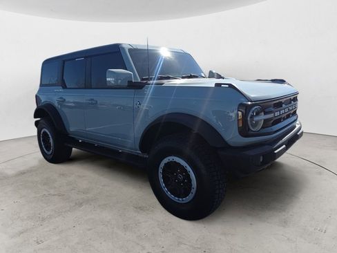 Used 2023 Ford Bronco Outer Banks w/ Sasquatch Package image 7