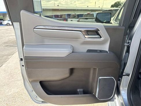 Used 2024 Chevrolet Silverado 1500 LTZ AWD/4WD image 36
