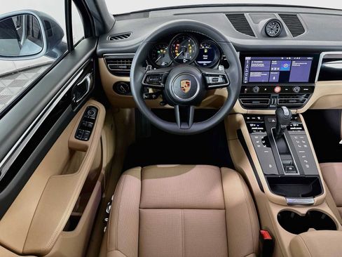 New 2026 Porsche Macan AWD/4WD image 24