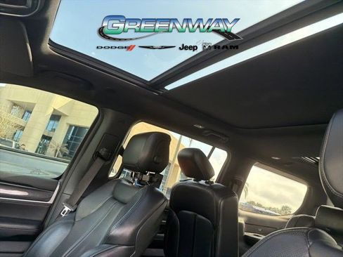 Used 2022 Jeep Wagoneer Series I w/ Premium Group I image 9