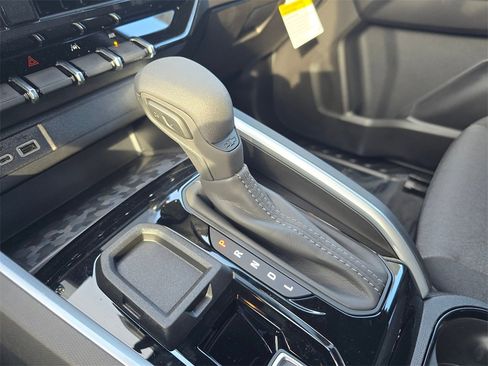 New 2026 Chevrolet Colorado W/T image 23