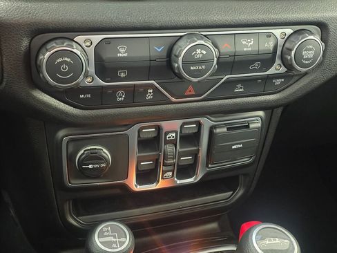 New 2026 Jeep Gladiator Sport image 24