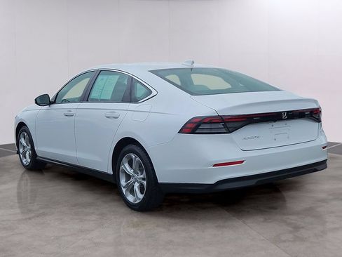 Certified 2023 Honda Accord LX image 6