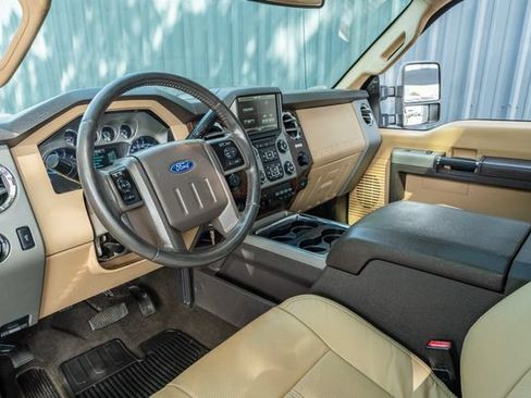 Used 2016 Ford F250 Lariat w/ Lariat Ultimate Package AWD/4WD image 23