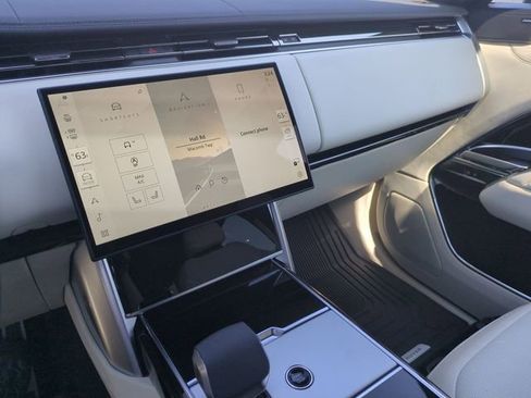 New 2026 Land Rover Range Rover SE AWD/4WD image 11