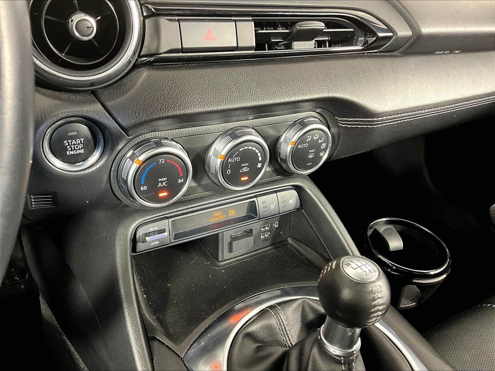 Used 2023 MAZDA MX-5 Miata Grand Touring RWD image 11