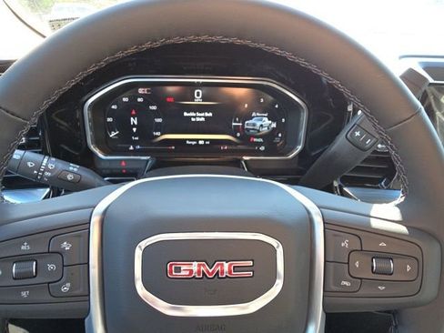 New 2026 GMC Sierra 1500 Elevation image 8