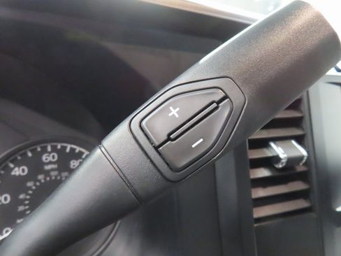 Used 2023 Ford F450 XLT image 41