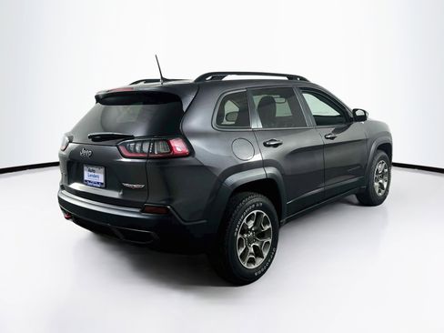 Used 2022 Jeep Cherokee Trailhawk AWD/4WD image 5