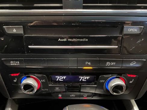 Used 2017 Audi Q5 2.0T Premium Plus w/ Technology Package image 19