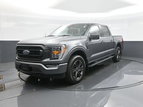 Used 2022 Ford F150 XLT w/ Equipment Group 302A High AWD/4WD image 3