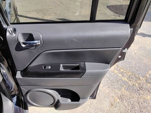 Used 2011 Jeep Patriot Latitude image 16