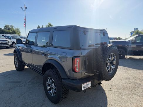Certified 2024 Ford Bronco Badlands AWD/4WD image 3