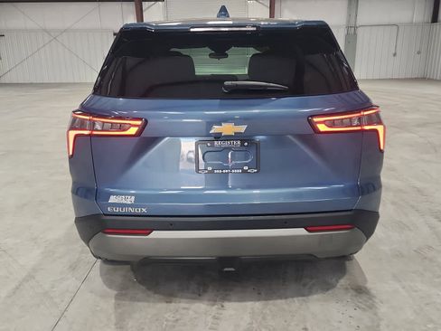 Used 2025 Chevrolet Equinox LT image 4
