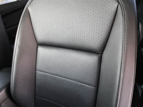 Used 2019 Volkswagen Tiguan SE image 23