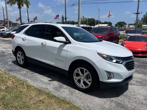Used 2019 Chevrolet Equinox LT FWD image 4