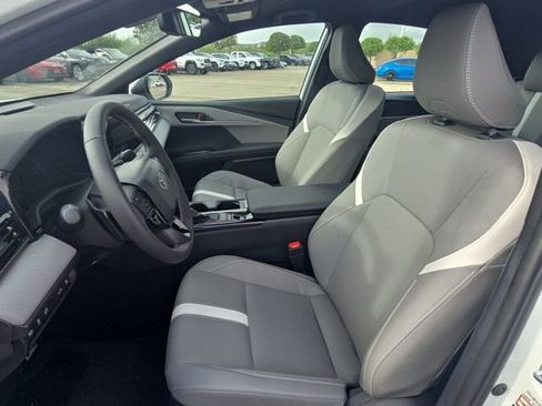 Used 2026 Toyota Camry SE w/ Convenience Package FWD image 16