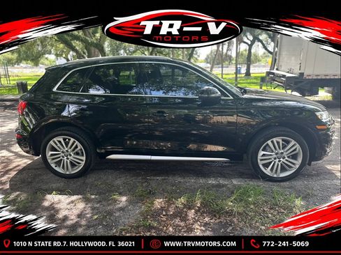 Used 2019 Audi Q5 2.0T Premium w/ Convenience Package AWD/4WD image 7