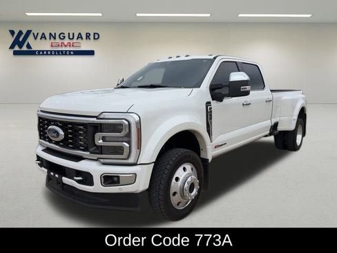 Used 2024 Ford F450 Platinum w/ FX4 Off-Road Package image 3