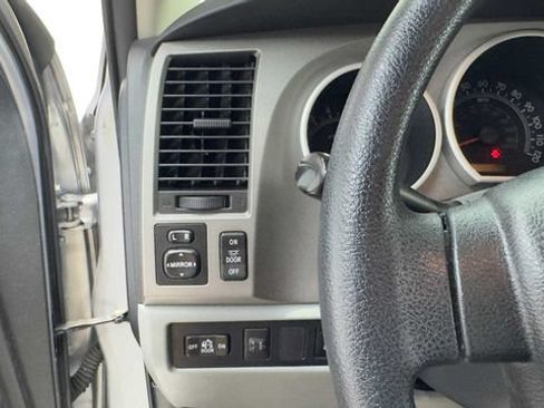 Used 2012 Toyota Tundra 2WD Double Cab image 24