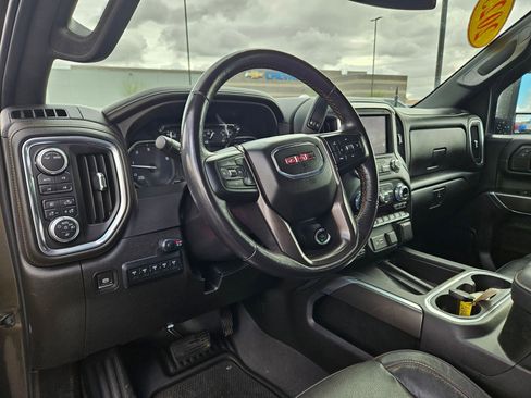 Used 2023 GMC Sierra 2500 AT4 w/ Gooseneck/5TH Wheel Package image 14