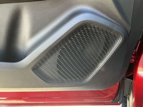 Used 2025 Chevrolet Equinox EV LT w/ Convenience Package image 23