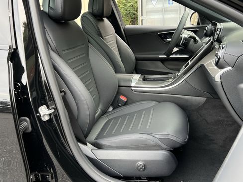 New 2025 Mercedes-Benz C 300 4MATIC Sedan image 26