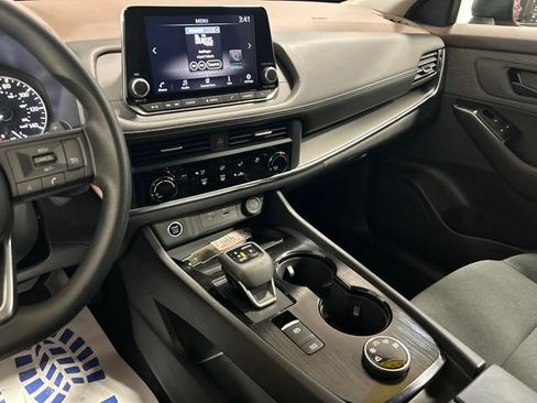 Used 2023 Nissan Rogue S AWD/4WD image 26