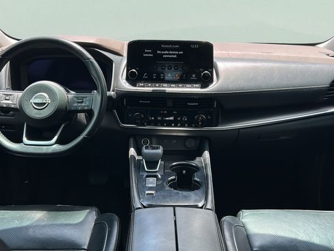 Used 2023 Nissan Rogue Platinum w/ Platinum Premium Package FWD image 19