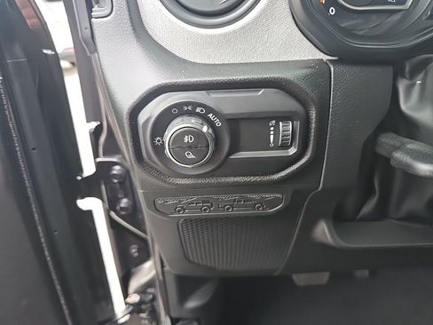 New 2026 Jeep Gladiator Sport image 22