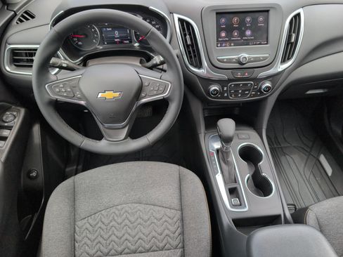 Used 2024 Chevrolet Equinox LT w/ LPO, Floor Liner Package FWD image 28
