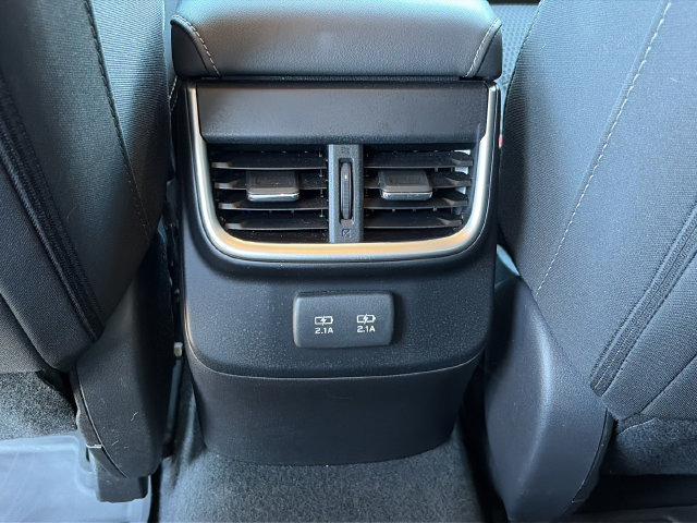Used 2022 Subaru Outback Premium AWD/4WD image 11