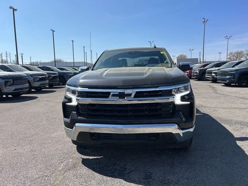 Used 2023 Chevrolet Silverado 1500 LT image 8