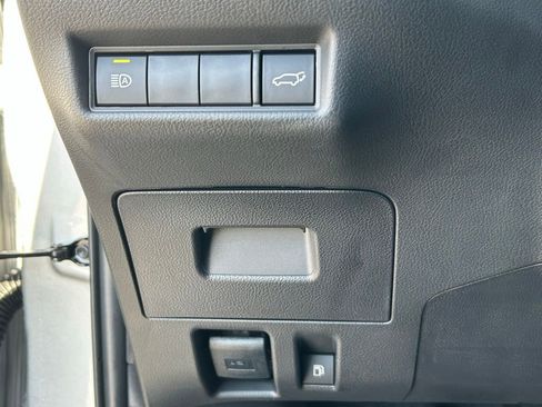 Used 2026 Toyota Grand Highlander XLE image 16