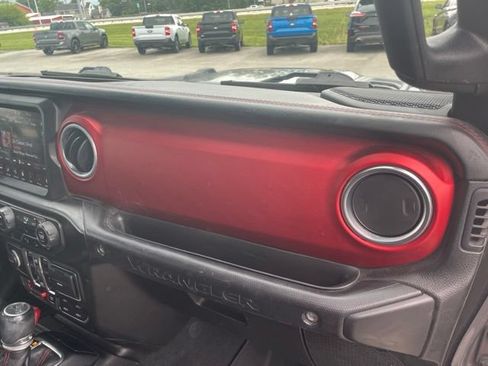 Used 2019 Jeep Wrangler Unlimited Rubicon AWD/4WD image 55