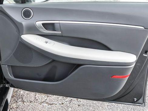 Used 2023 Hyundai Sonata SEL w/ Preferred Accessory Package image 39