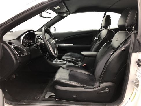 Used 2013 Chrysler 200 S image 15