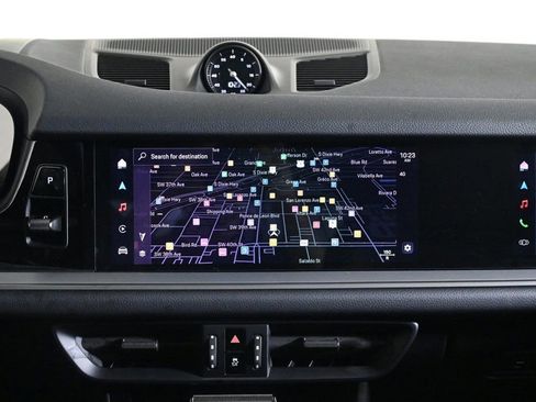 Certified 2024 Porsche Cayenne S image 15